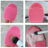 Brush Egg - Accessorio in silicone per la pulizia dei pennelli da trucco