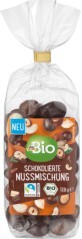 DmBio Nuci &#238;nvelite &#238;n ciocolată ECO, 120 g