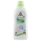 Frosch Baby, concentrat pentru clătirea hainelor pentru copii, 750 ml