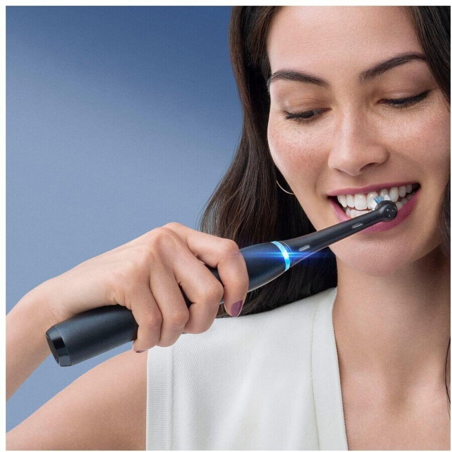 Spazzolino elettrico Oral-B iO Series 8 nero