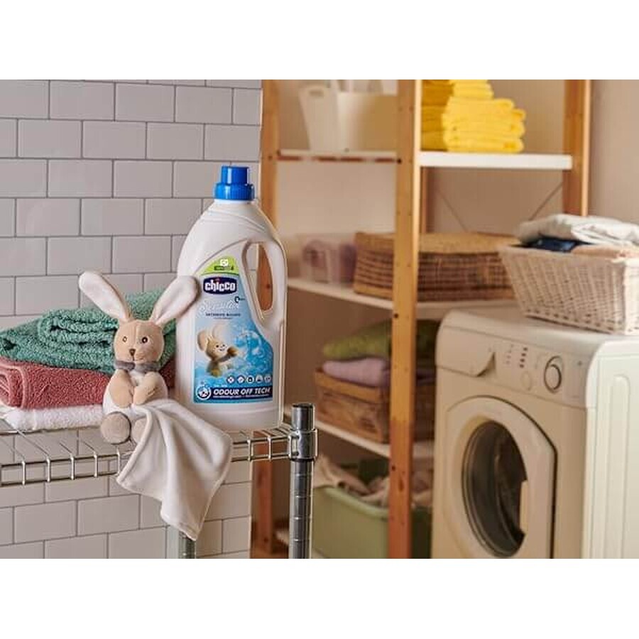 Detergent lichid hipoalergenic pentru haine, +0 luni, 1.5 L, Chicco